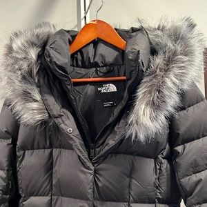 Women’s North Face down parka